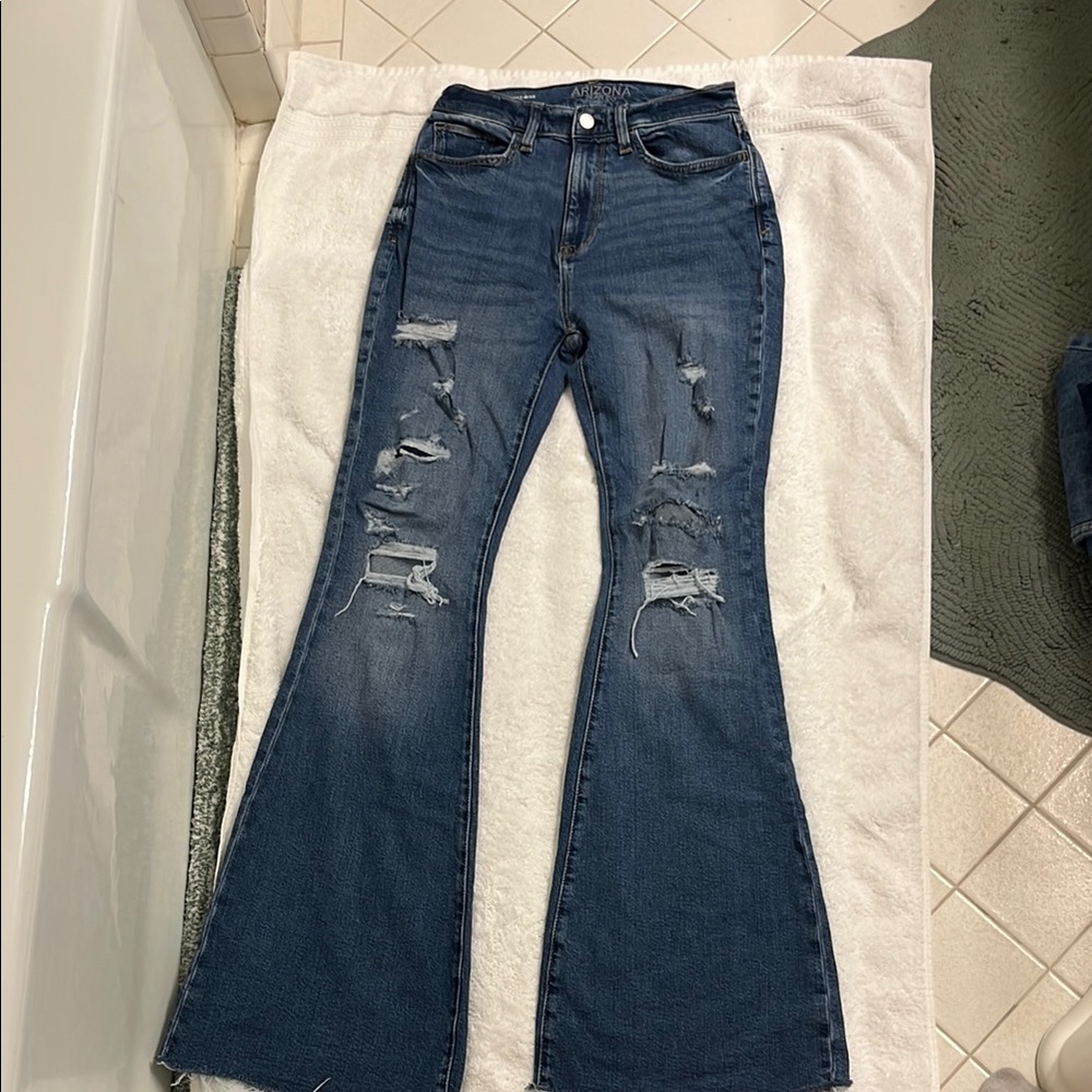 Arizona Jean Company Blue Flare Jeans with Distressed Look